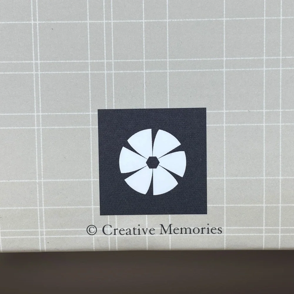 Creative Memories‎ 12x12 Scrapbook Album Linen Color Pattern circa 2010s